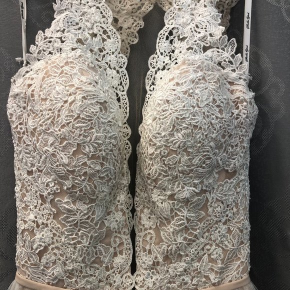 NEW Stella York for Essense of Australia Blush Lace Halter Wedding Dress Size 2 - Picture 7 of 11